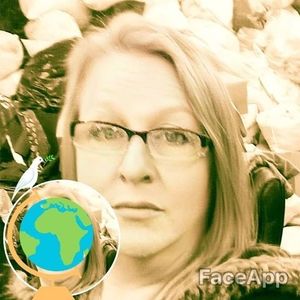 Meet your Posher, Cassandra